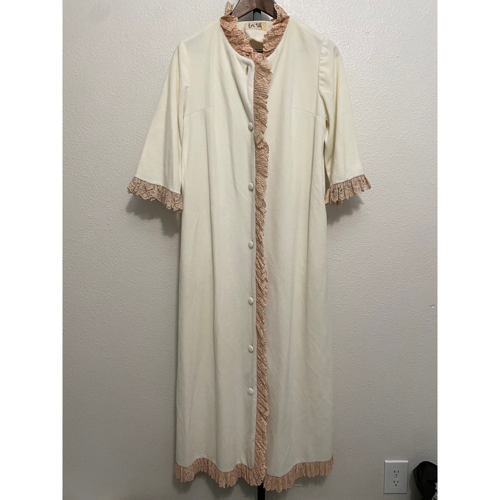 Vintage Lace Trimmed Grandma Housecoat Robe Retro Traditional Prairie Coquette
